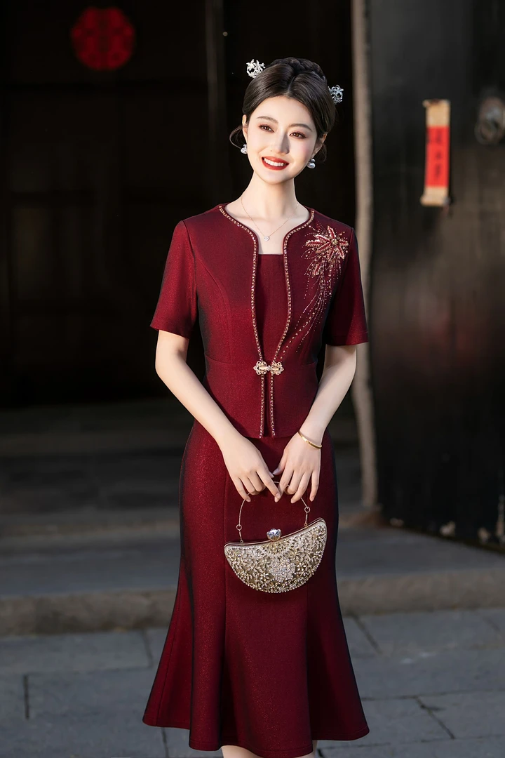 新中式喜婆婆婚宴装旗袍五一结婚妈妈礼服小个子高端红色连衣裙夏