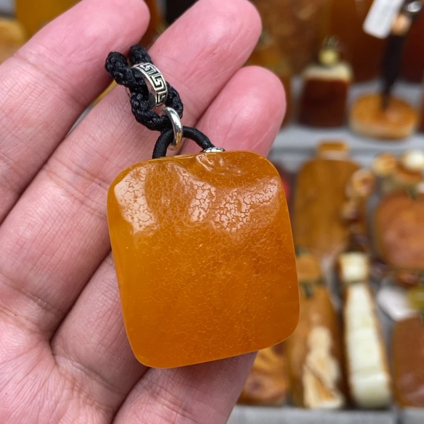 【闪购商品】未镶嵌颈饰琥珀