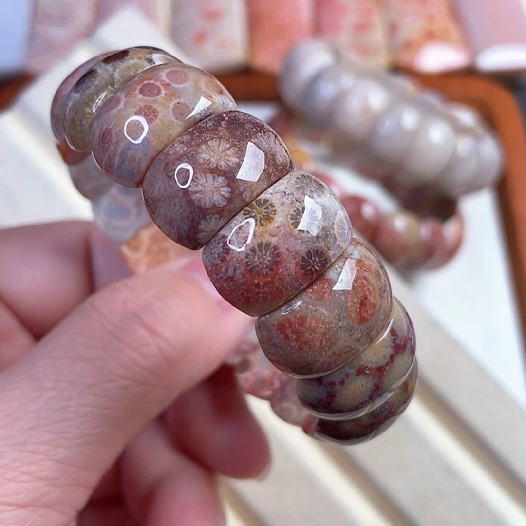 【闪购商品】硅化玉吊坠(赠链)未镶嵌时**梭