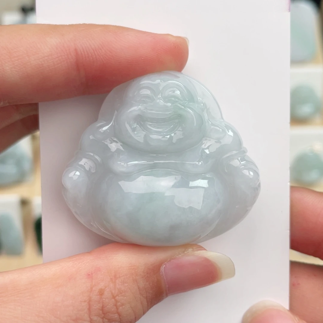 翡翠未镶嵌颈饰佛公