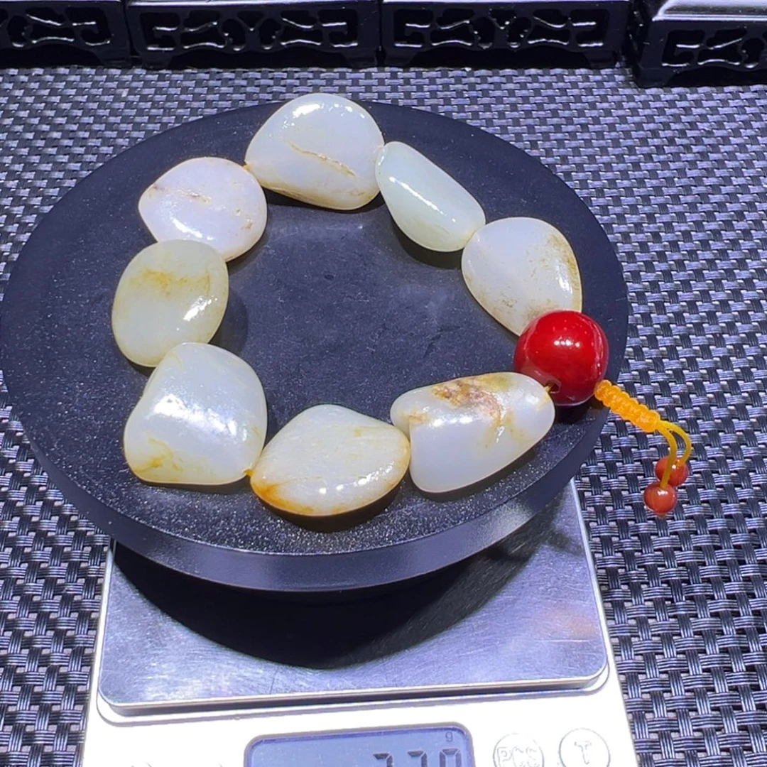 和田玉（子料）未镶嵌吊坠(不含链)77