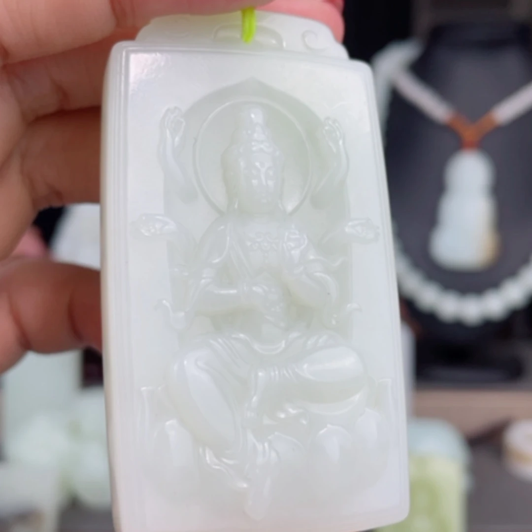 【闪购商品】颈饰未镶嵌和田玉