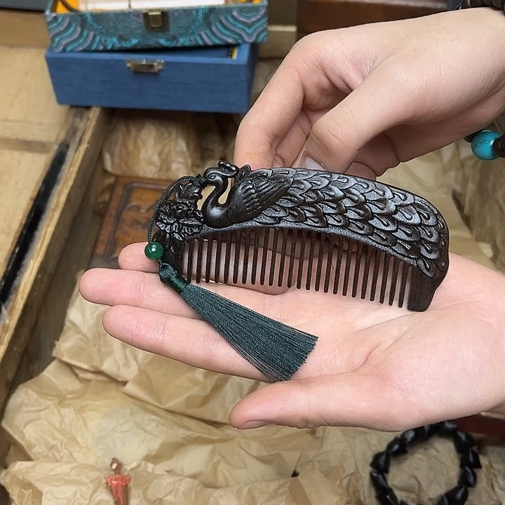 大叶紫檀（黑酸枝木类）