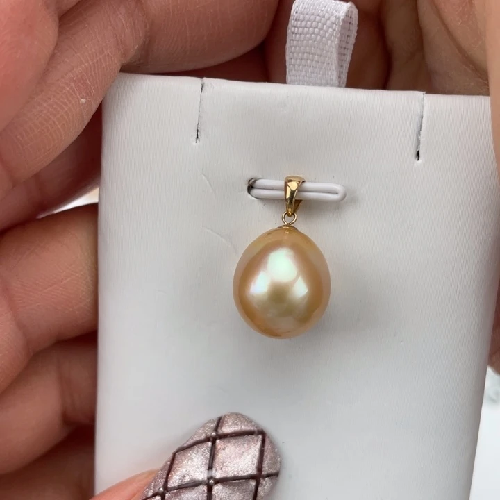 海水珍珠颈饰18K金镶嵌