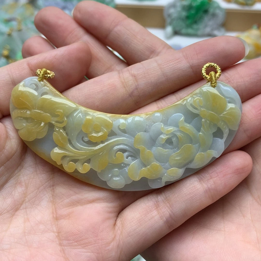 翡翠未镶嵌颈饰翡翠