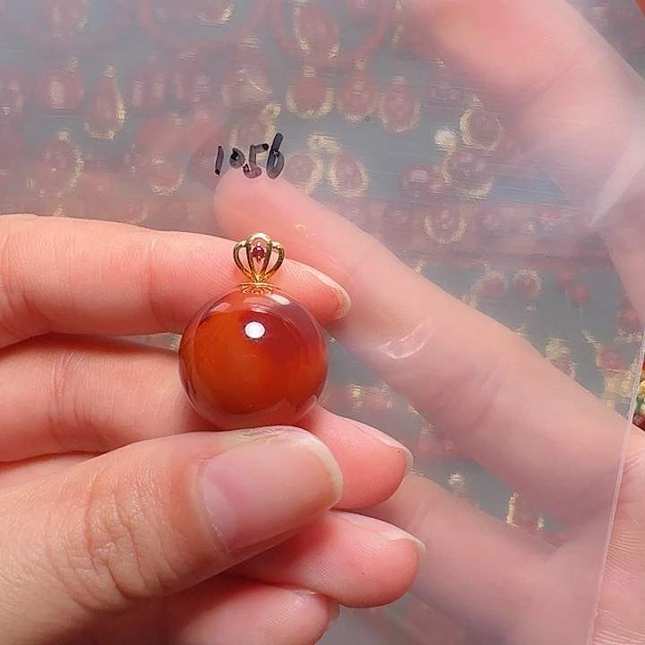 南红玛瑙18K金镶嵌17+