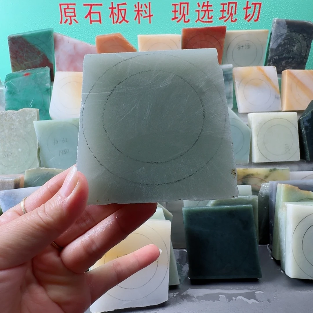 石英质玉未镶嵌手镯东陵玉手镯定制