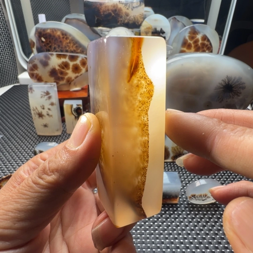 未镶嵌玛瑙/玉髓珠宝奇石