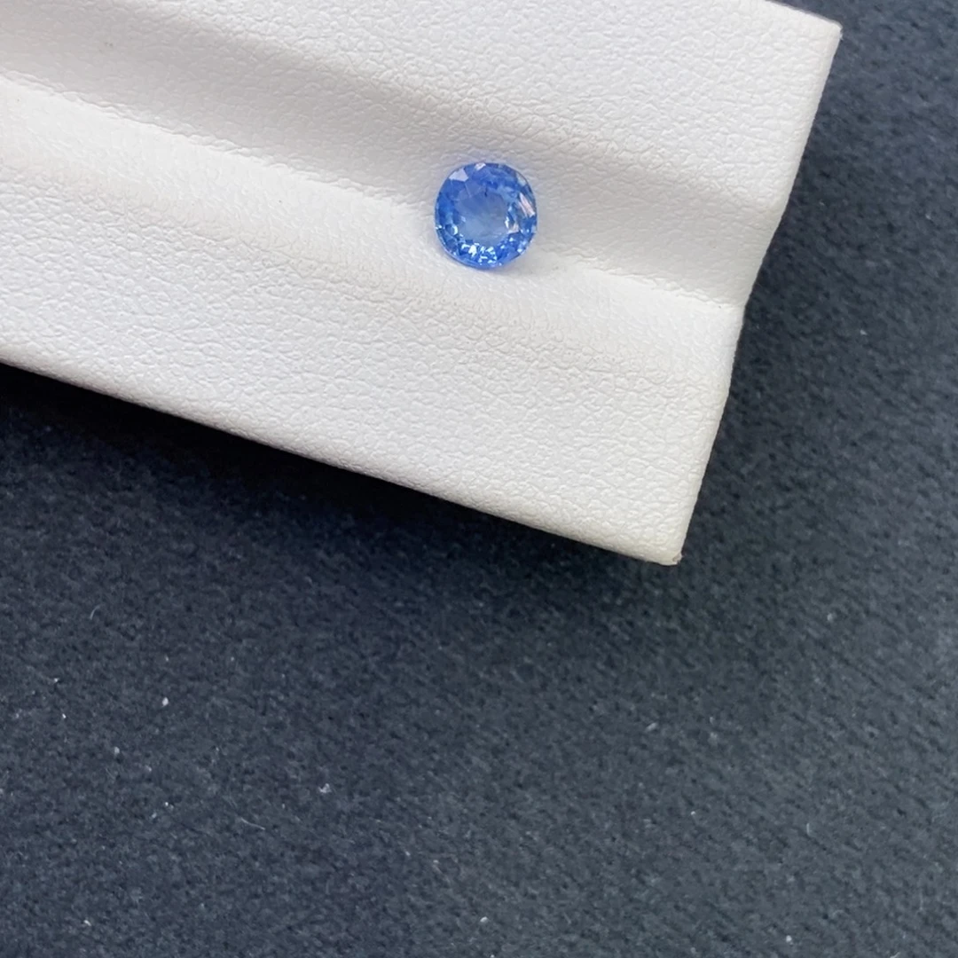 裸石蓝宝石0.8 ct