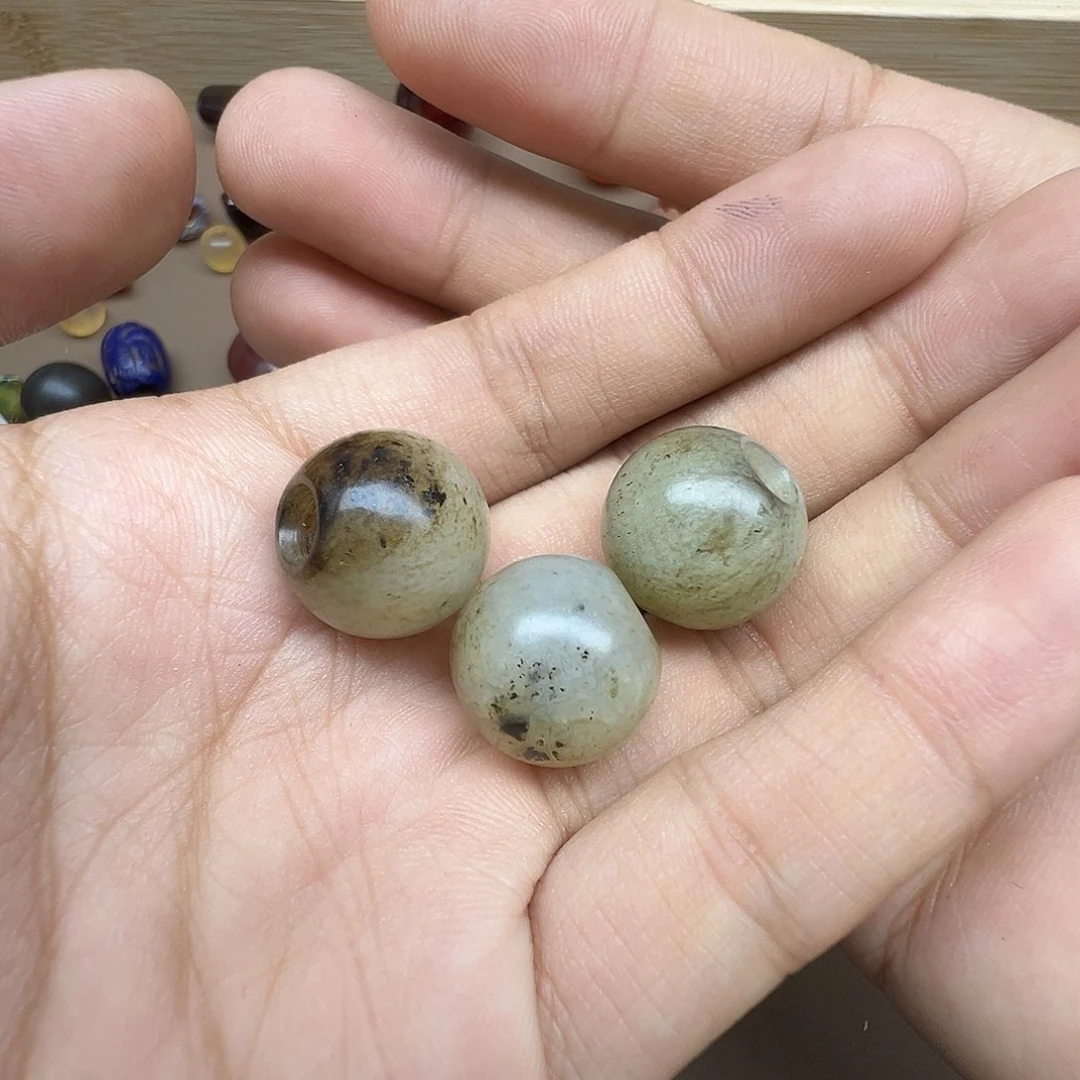 用***觞和田玉（糖玉）未镶嵌珠宝半成品