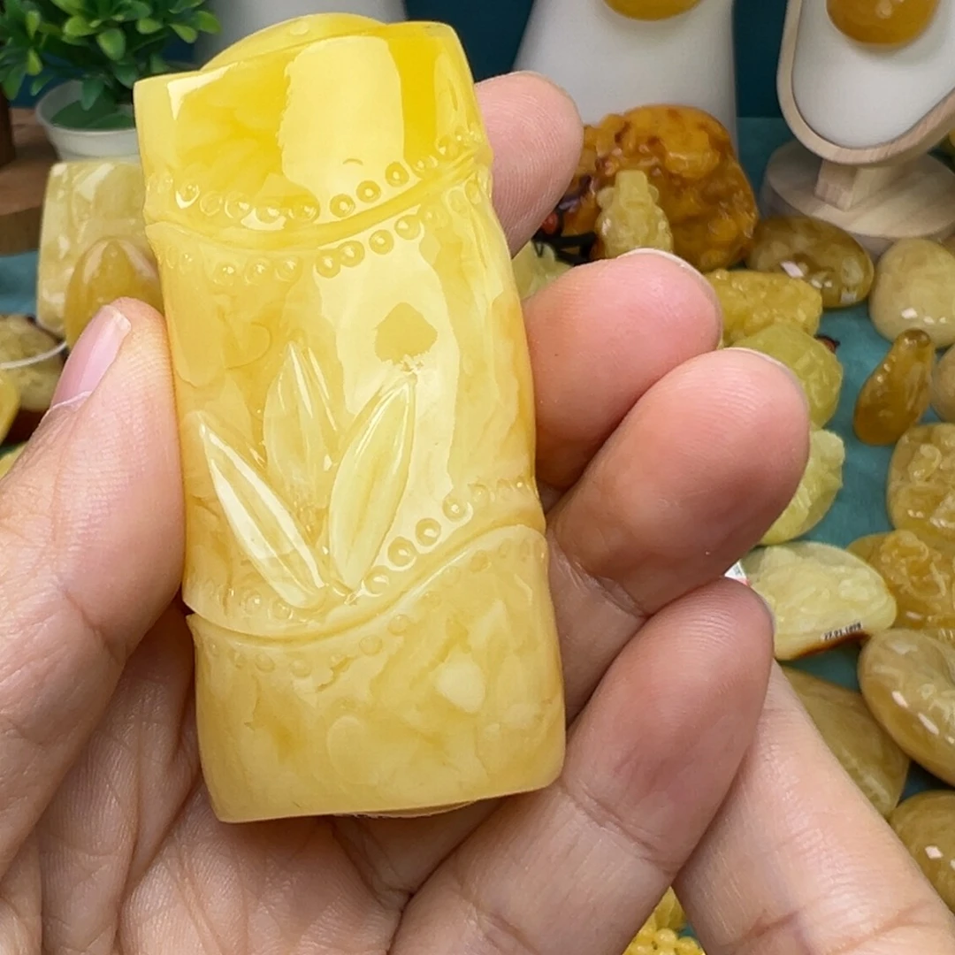 蜜蜡吊坠(不含链)未镶嵌