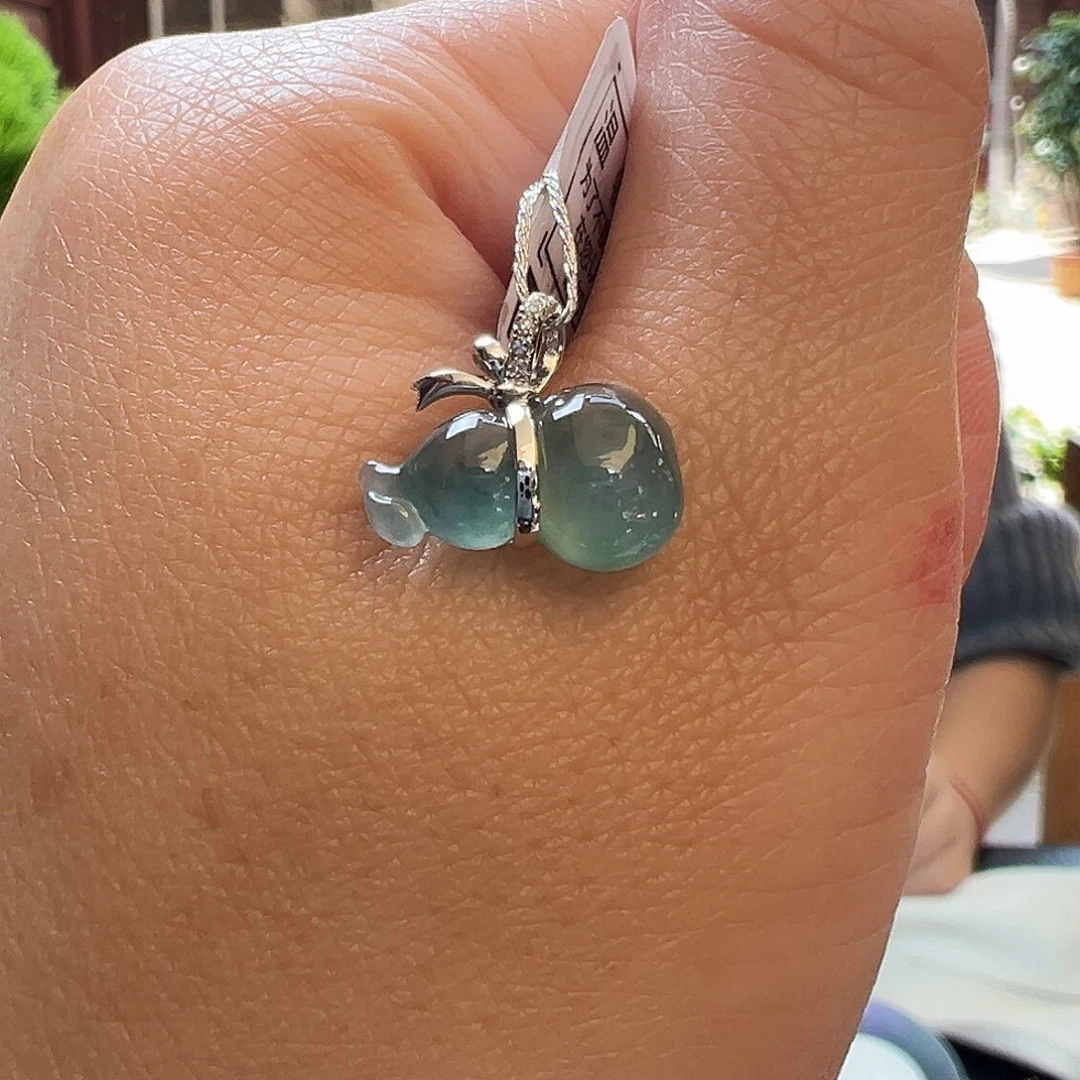 J****翡翠未镶嵌手镯天然翡翠挂件