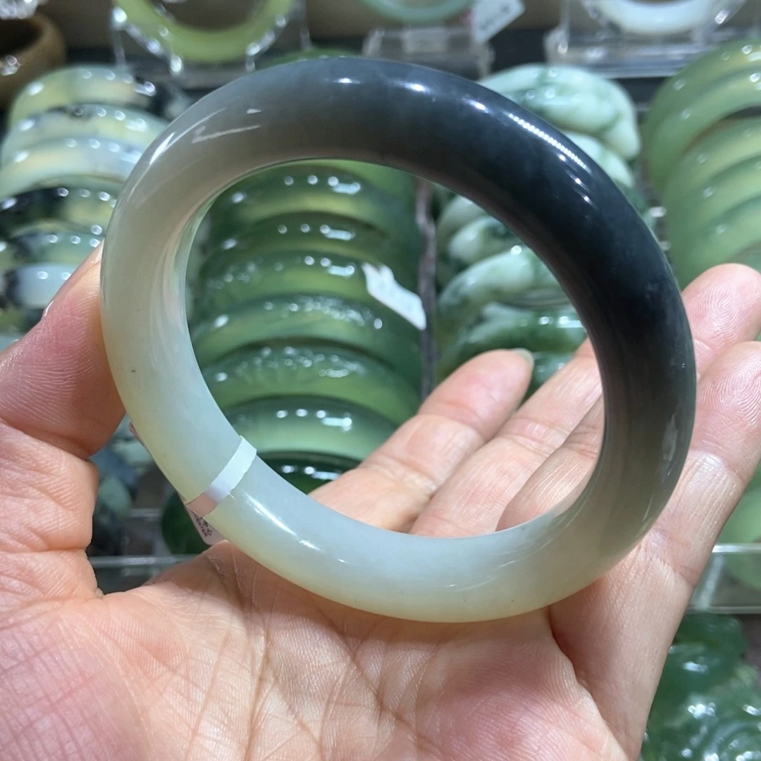 蛇纹石玉未镶嵌手镯62