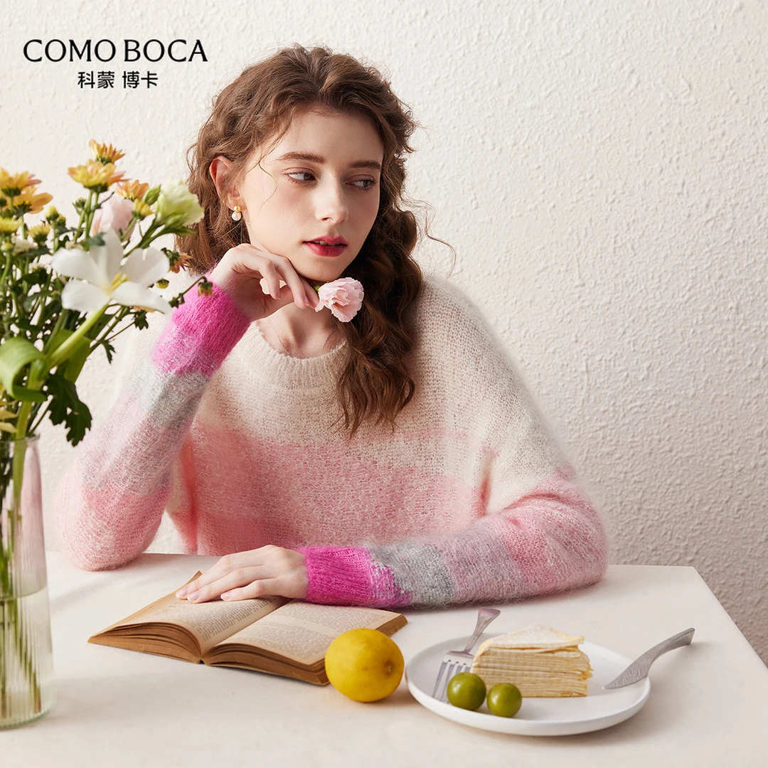 COMOBOCA/科蒙·博卡多巴胺慵懒风圆领晕染宽松针织毛衣KSRLH02945