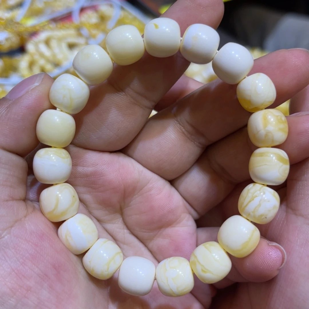 未镶嵌琥珀珠宝奇石11