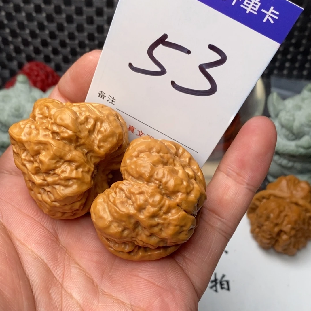 金***油文玩核桃吊坠核桃