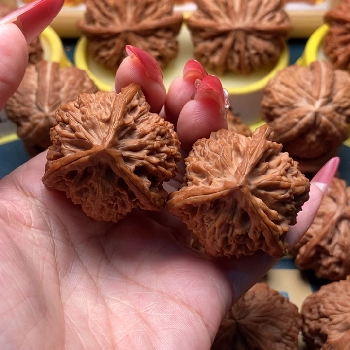 把件文玩核桃虎头奔全品 40