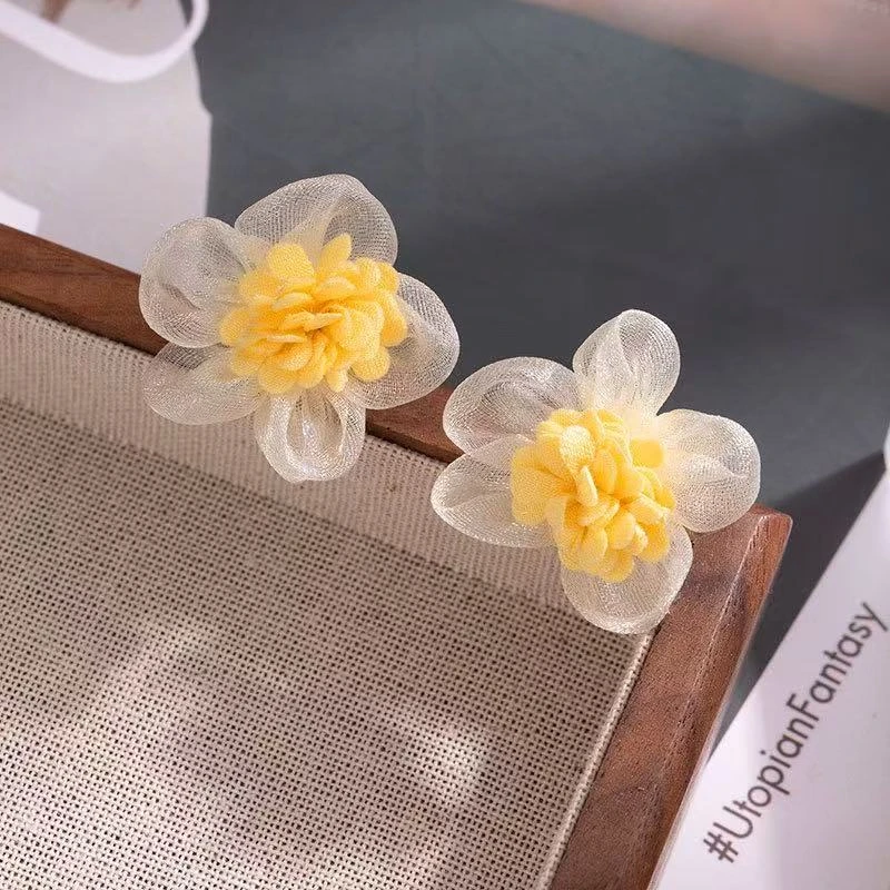 非金属布艺耳饰 耳饰布艺花朵耳钉小众女夏天甜美气度假海边耳饰