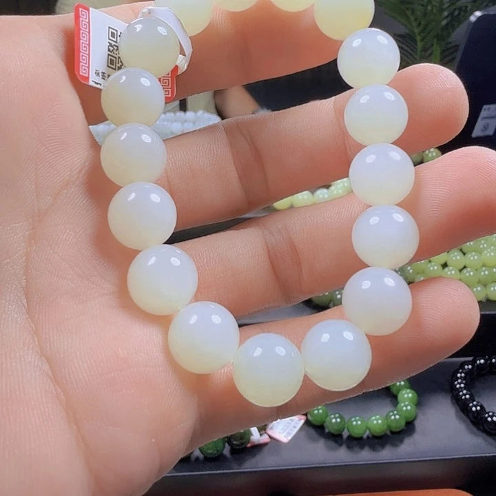 萌***瓜未镶嵌手链和田玉
