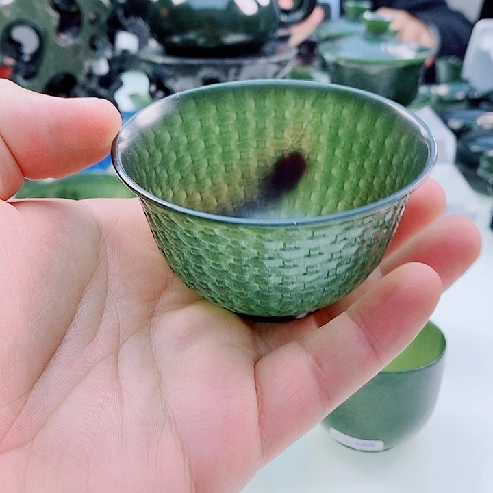 和田玉（青玉）未镶嵌把件微瑕有裂