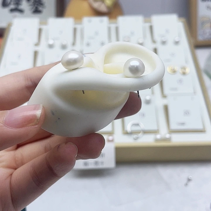 淡水珍珠耳饰银S925镶嵌?**郁