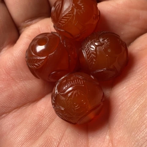 辉***子把件菩提根/象牙果