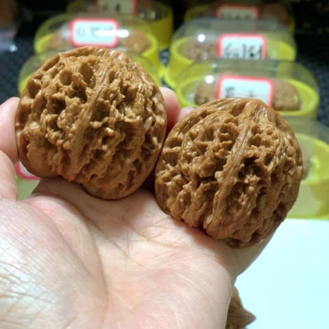 吊坠文玩核桃49.5九龙筋71克