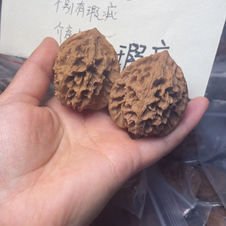 文玩核桃吊坠水龙纹43