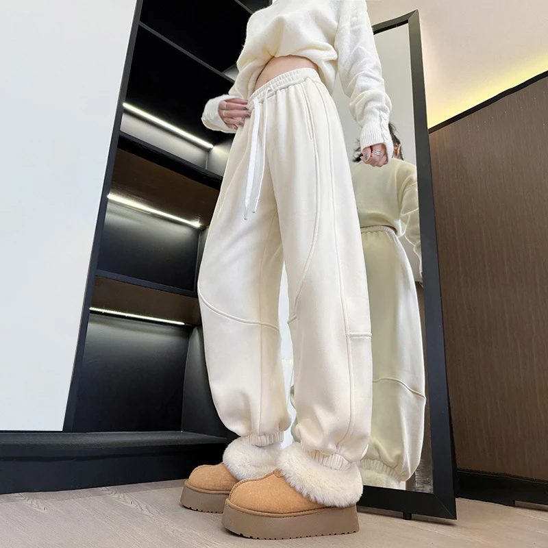 白色卫裤女秋冬2025新款高腰直筒宽松显瘦阔腿休闲加绒加厚运动裤