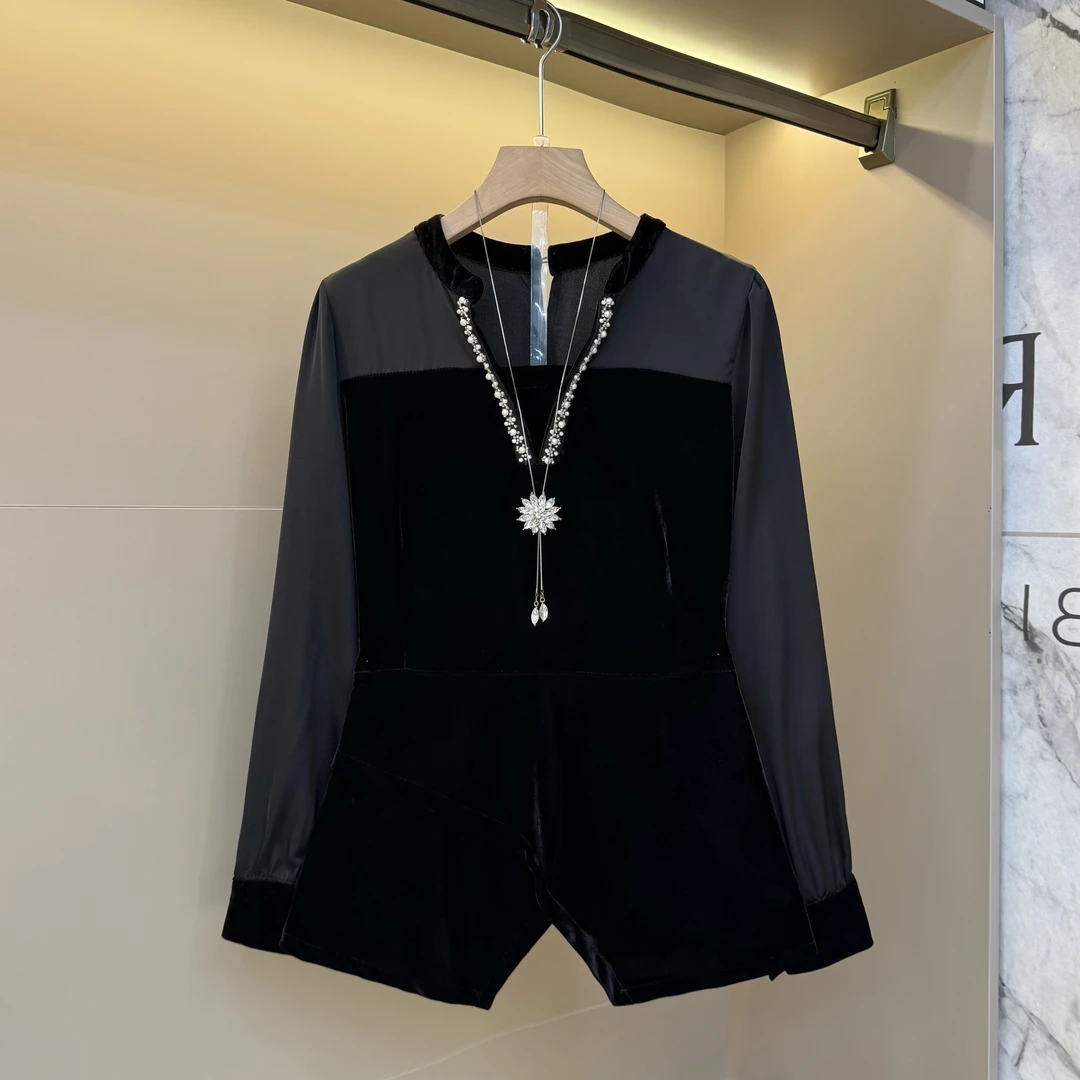 秋季款重工钉珠v领设计气质不规则拼接轻奢时尚时尚百搭上衣 2568