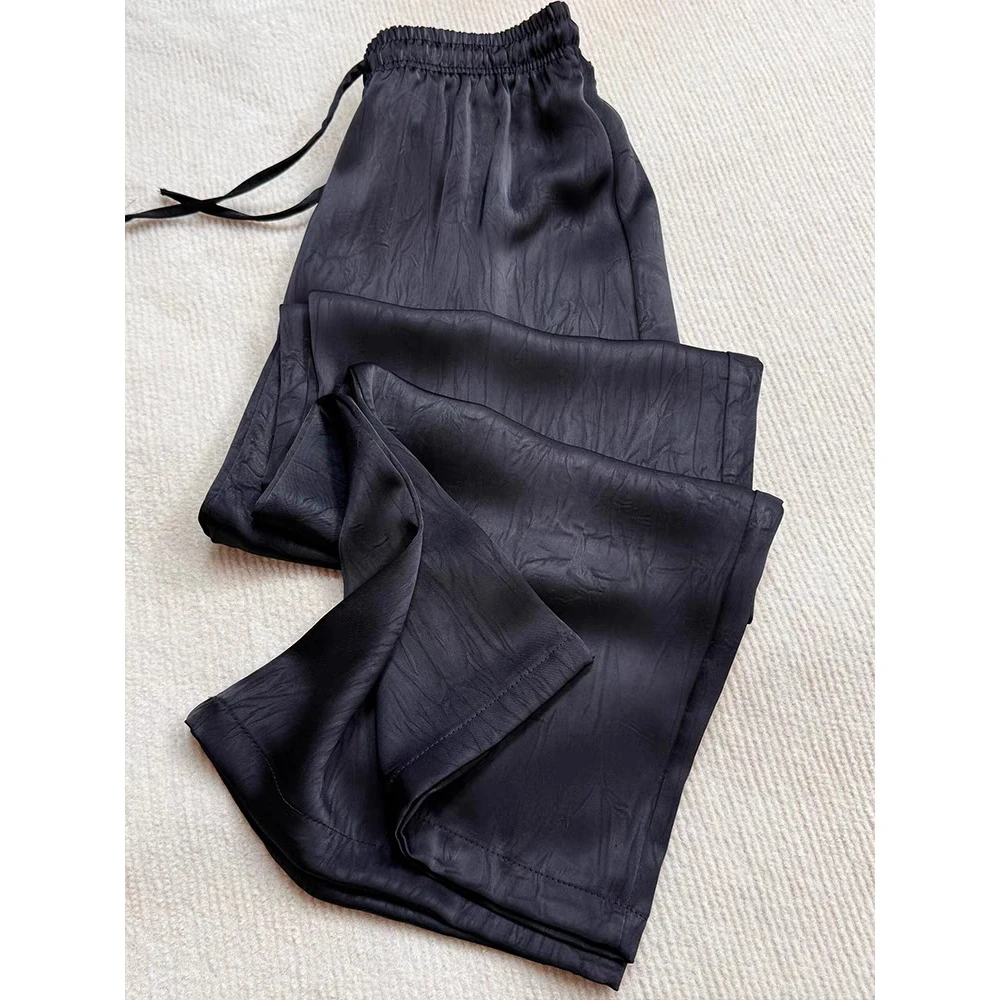 巨有质感！黑色压褶缎面裤女夏季2025新薄款压花高级垂感阔腿裤子