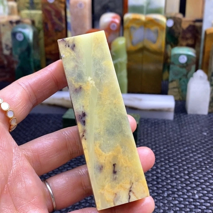 四川石高*青田石印章石