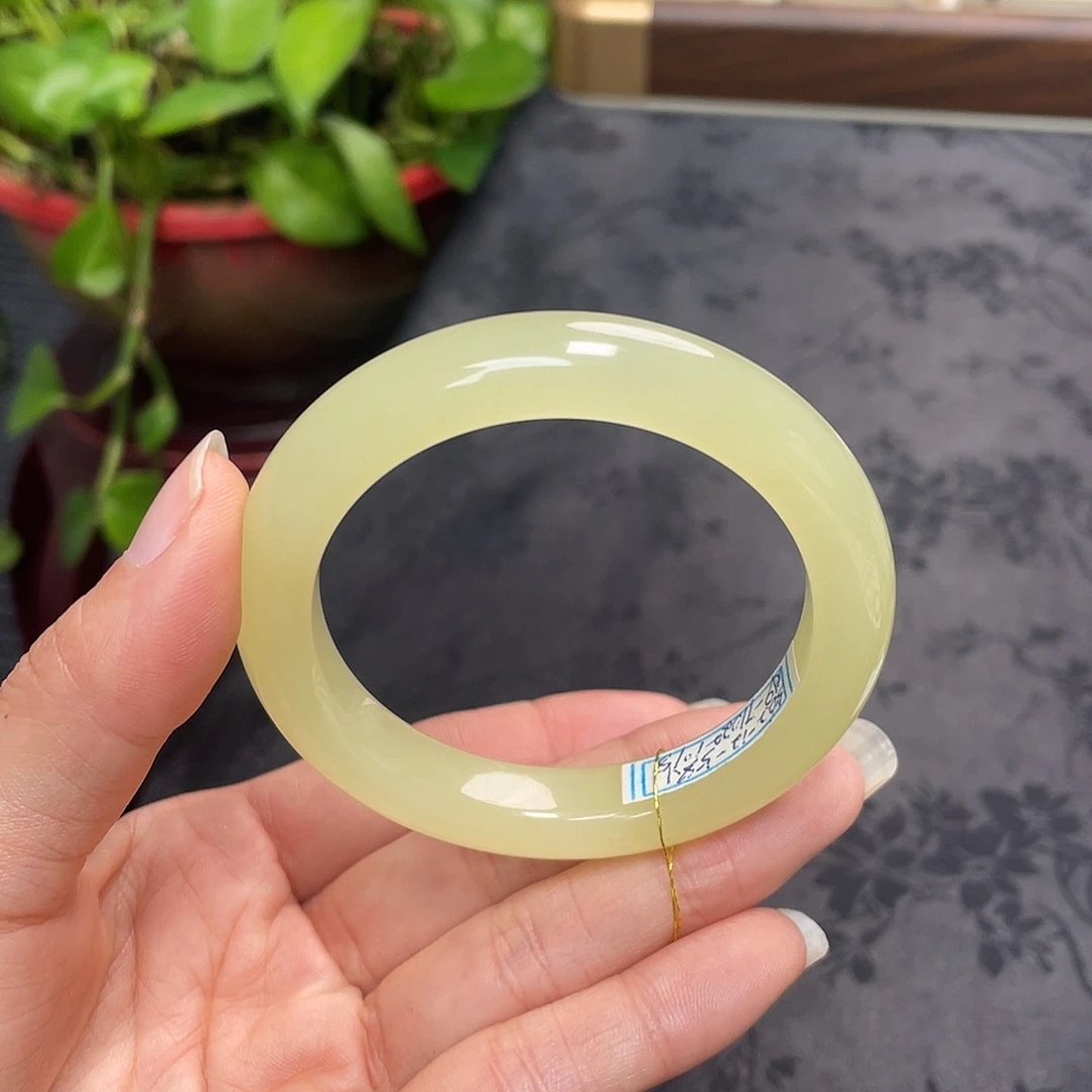 和田玉未镶嵌手镯-冰黄 鸡油黄