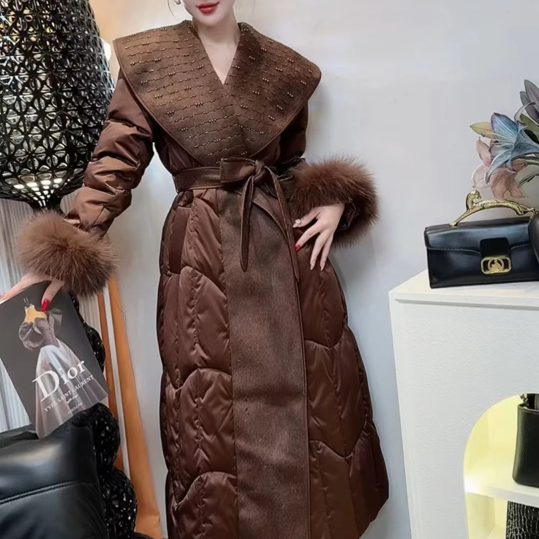 时尚气质秋冬奶白色高奢中长款外套洋气网红百搭减龄法式女神