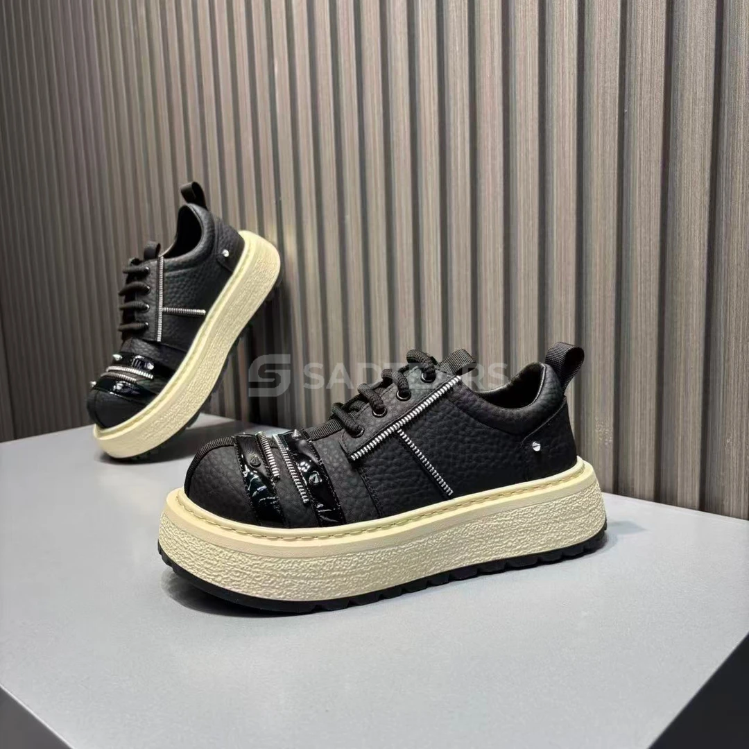 SADTEARS男鞋 26FW "金属系列"铆钉欧美风翘头厚底增高马丁德比鞋