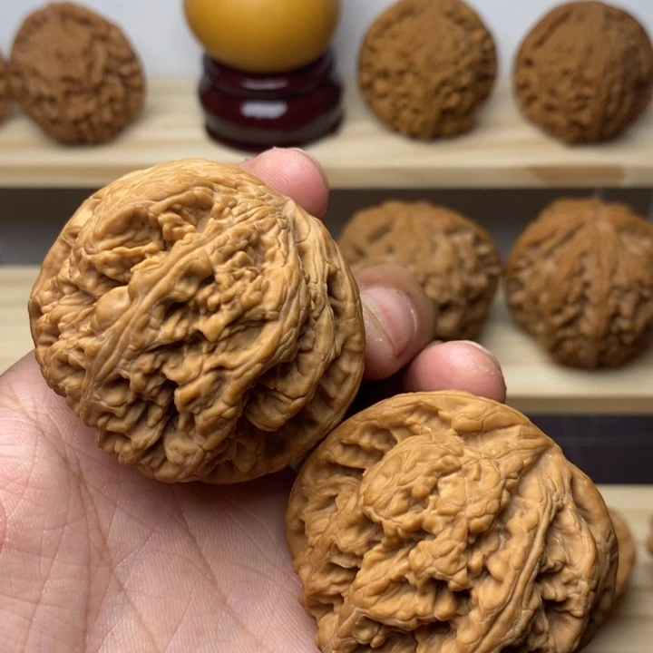 把件核桃5**549尺全品大粗筋