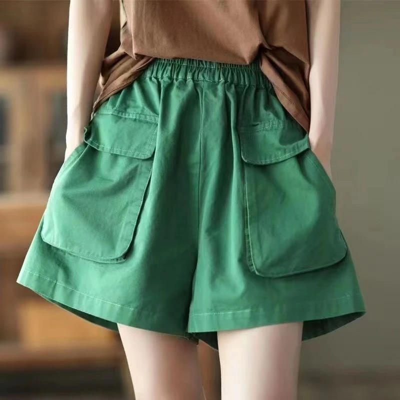 宽松2025夏季新款松紧腰短裤女大码工装口袋百搭休闲绿色百搭裤子