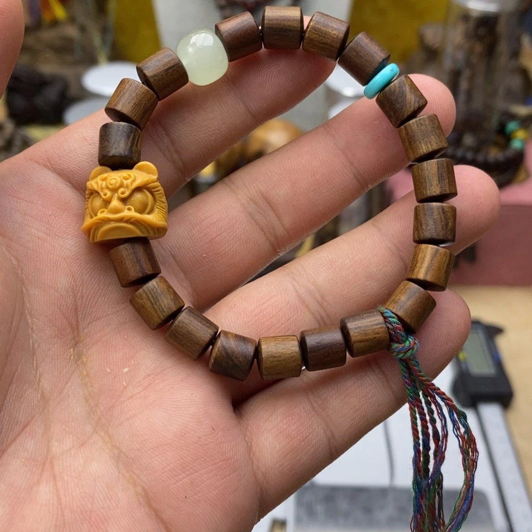 大叶紫檀（黑酸枝木类）