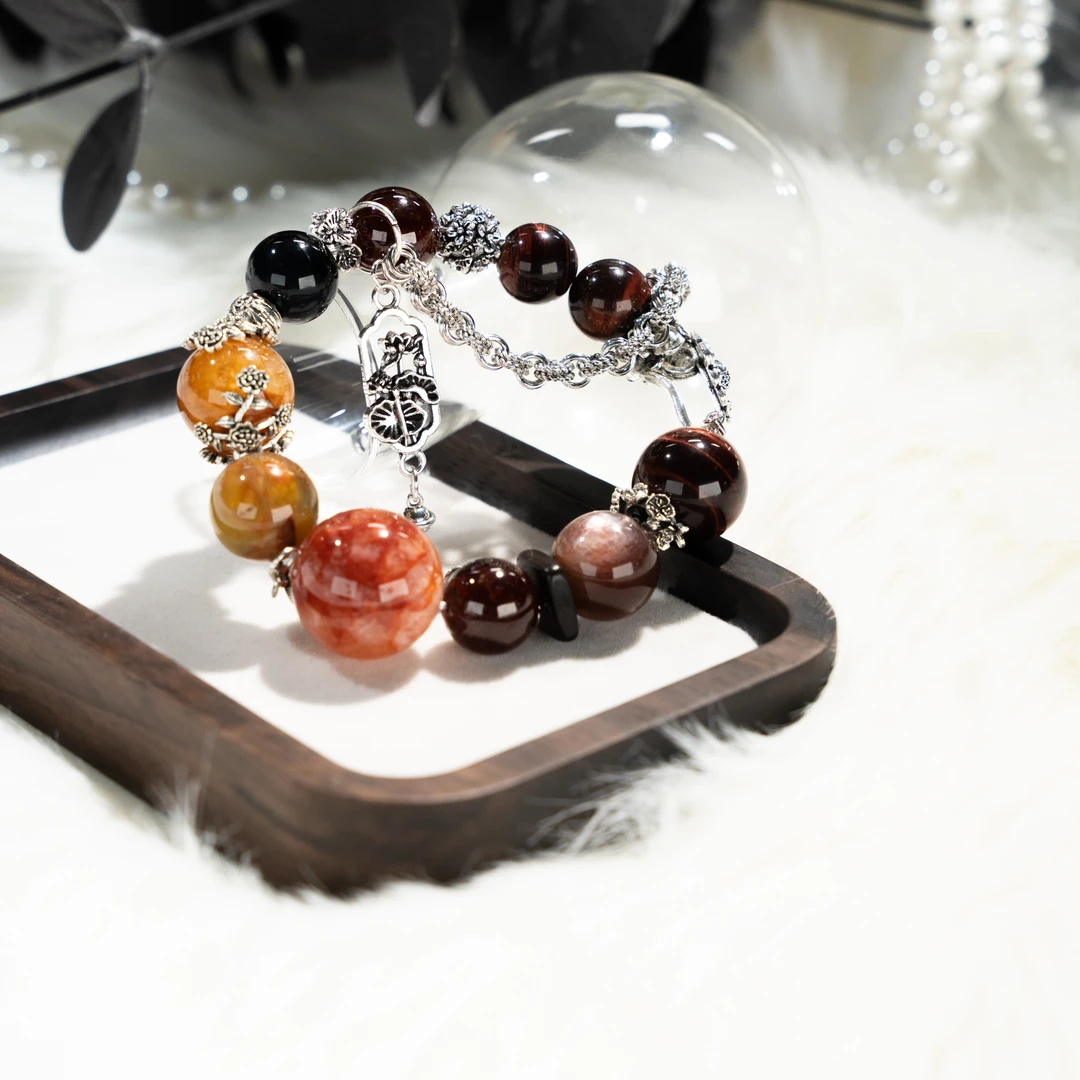 【盛宴】牛血红胶花蓝虎眼红虎眼紫锂云母水晶手串多样性发货F1008