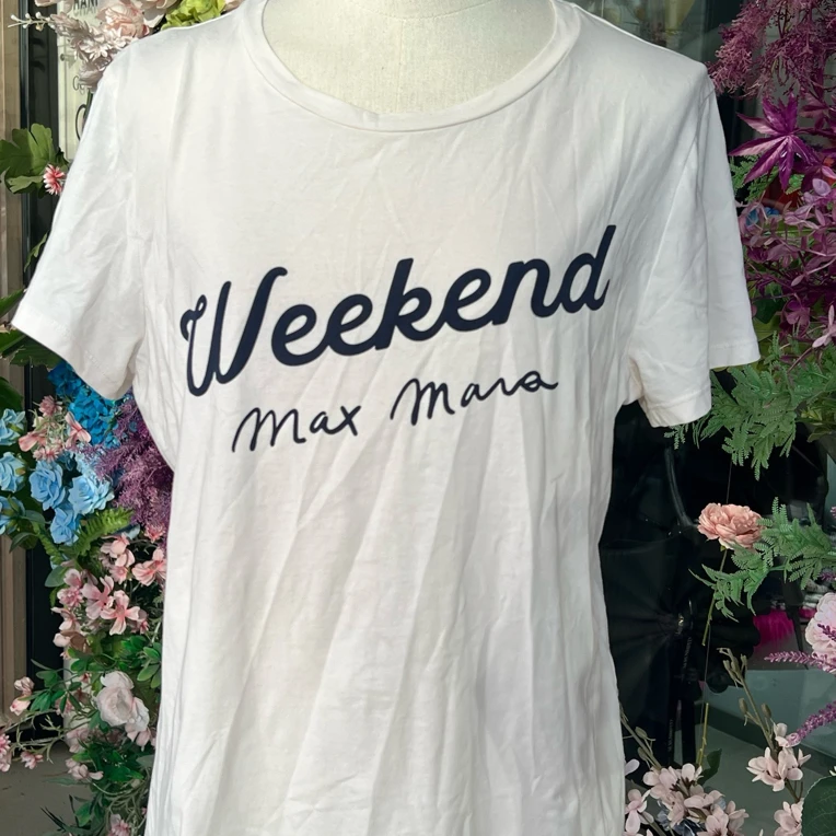 95新 MaxMara 经典Weekend字母系列白色短袖 肩宽43，胸围86
