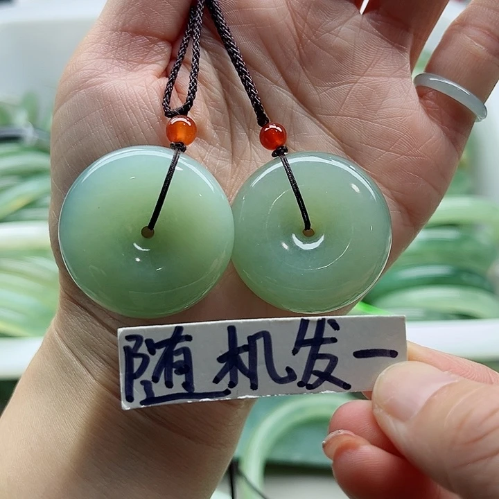 岫玉未镶嵌蛇纹石玉天然岫玉