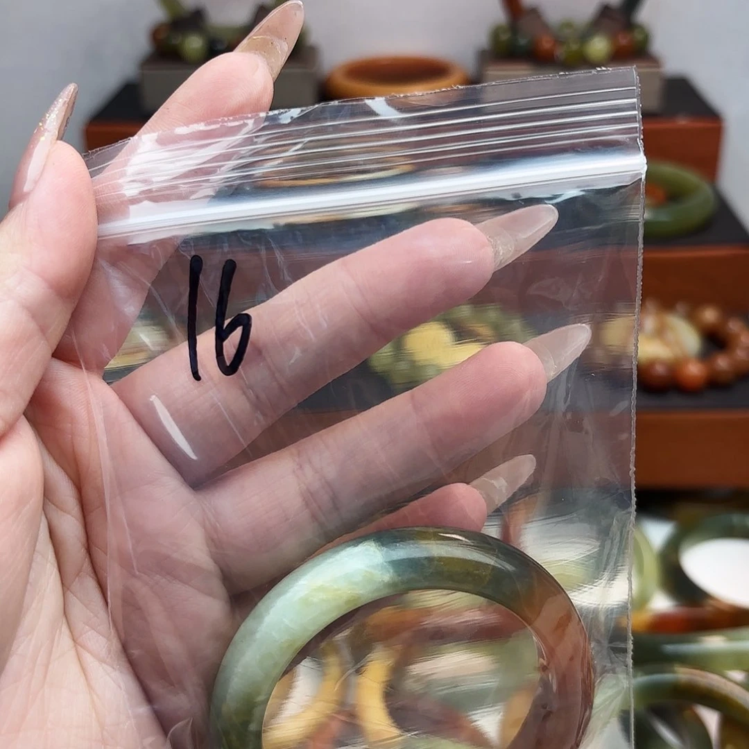 听***蓝蛇纹石玉未镶嵌手镯