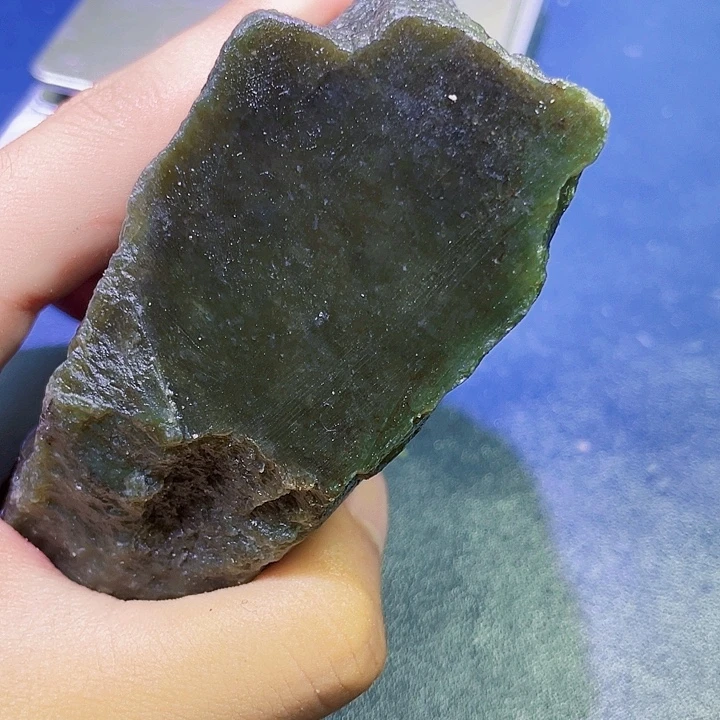 未镶嵌和田玉（糖玉）珠宝半成品