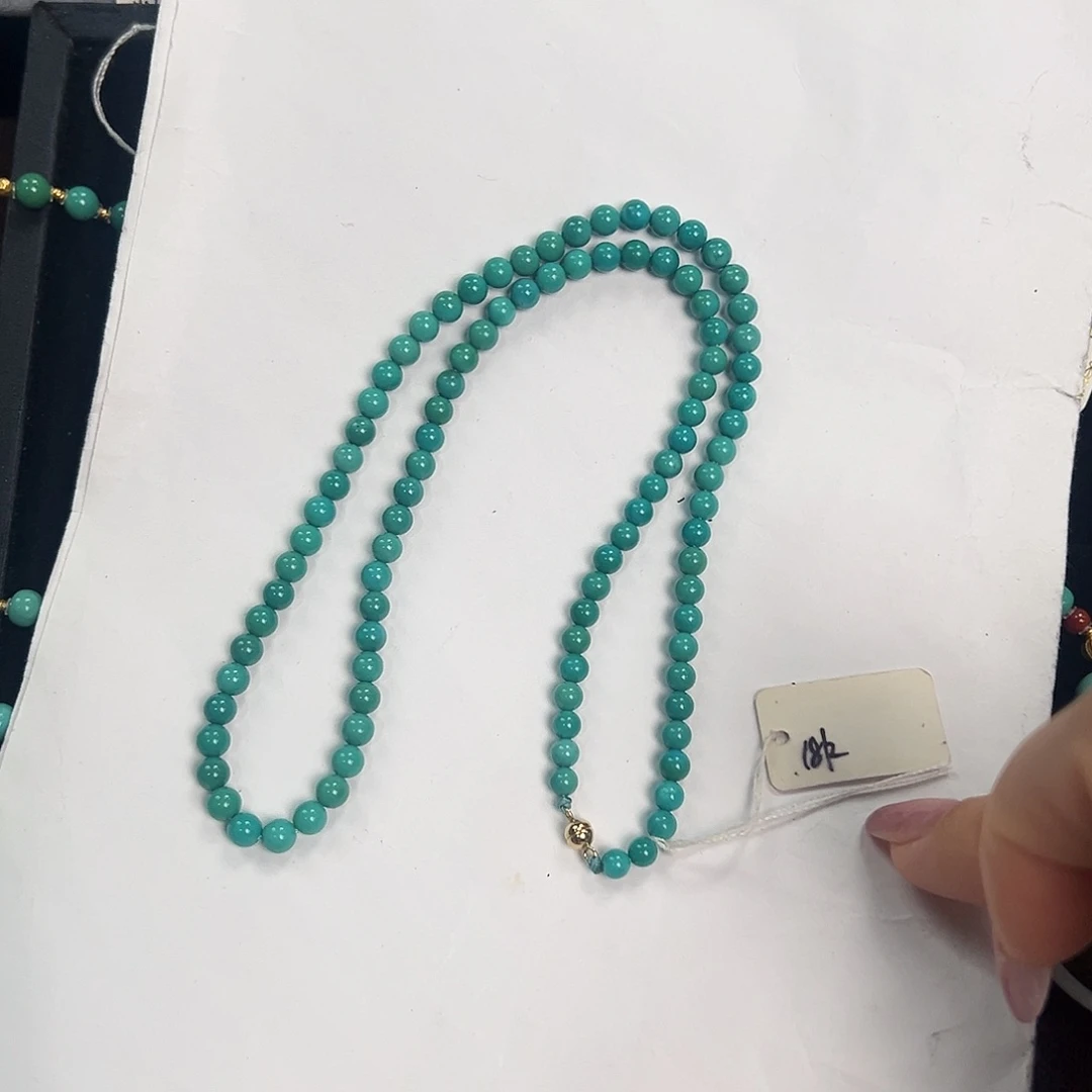 绿松石合金颈饰卡4加，