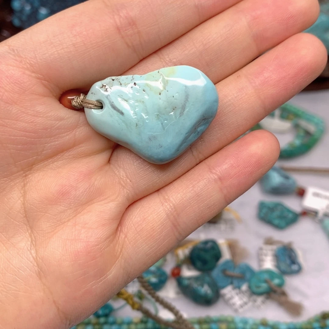 绿松石未镶嵌原矿