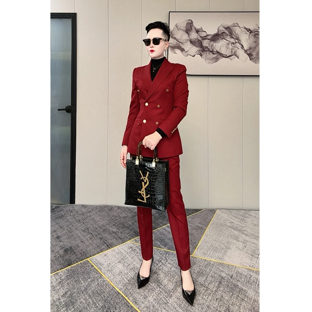 【白衣哥】新款酒红色双排扣金属扣气质简约时尚大气小脚裤套装