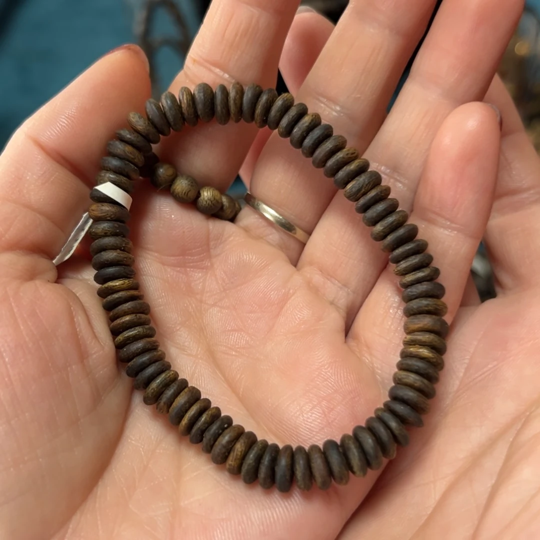 沉香手串红骨凹身沉水卡7-5克多样性发货一条