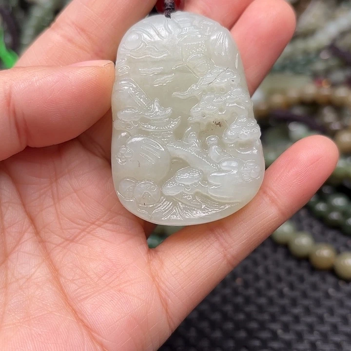 和田玉未镶嵌颈饰