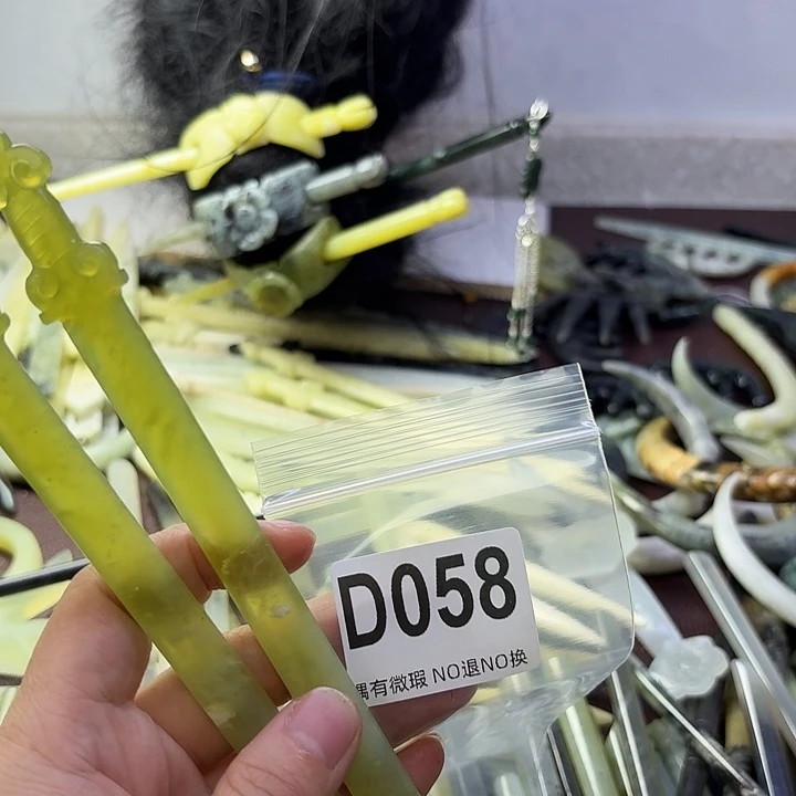 候***鸟蛇纹石玉合金发饰