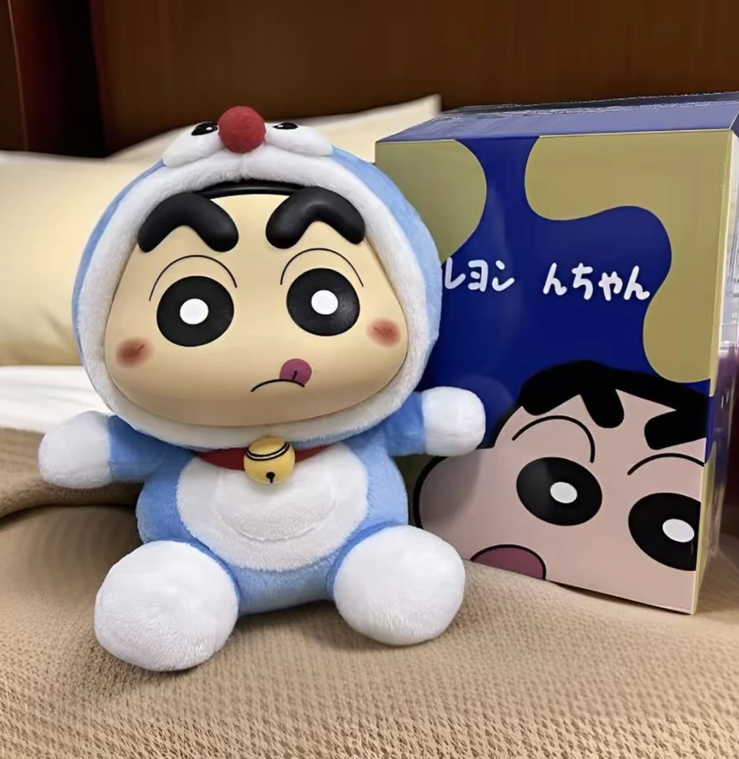 哆啦A梦蜡笔小新手办摆件草莓熊创意潮玩毛绒公仔女可爱生日礼物